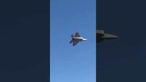 F-22 Raptor Bomb Bay Doors Closing