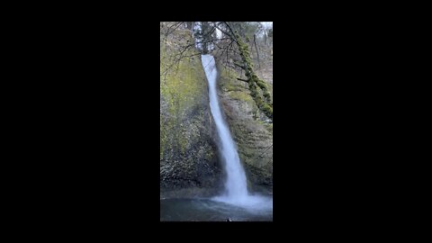 HORSETAIL FALLS, COLUMBIA RIVER GORGE, OREGON