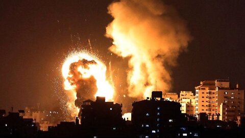 Israeli artillary and war planes target the Indonesian hospital in Gaza causing massive damage.