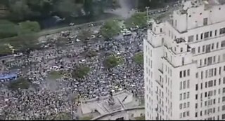 BRAZIL IS EXPLODING-MILLIONS PROTESTING ON THE STREETS-BRASIL ESTÁ EXPLODINDO - MILHÕES PROTESTAM