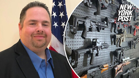 Deputy mayor of NY town found with unregistered guns, fake FBI badges: feds