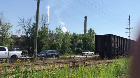 E&LS SD9 shoving some cars near Verso in Groos