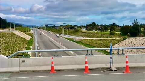 Pekapeka to Ōtaki Expressway almost complete (part 2) September 2022