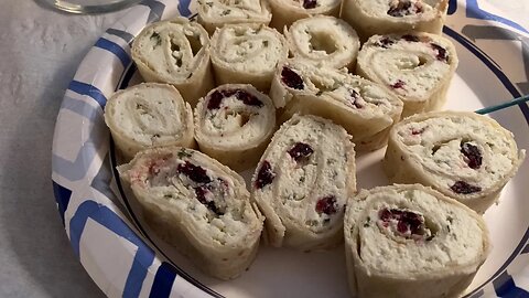 Cranberry Feta Pinwheels | Food Frenzy Friday