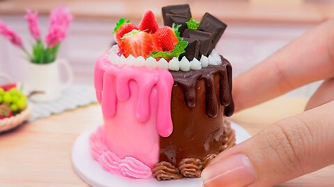 Easy Making Sweet Miniature Chocolate and Strawberry Cake 🍫🍓 Mini Meo Cake Decorating Idea
