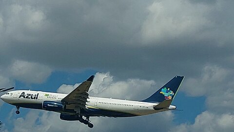 Airbus A330 PR-AIW vindo de Campinas para Manaus