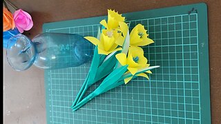 Paper flowers stick . How to make paper flowers .