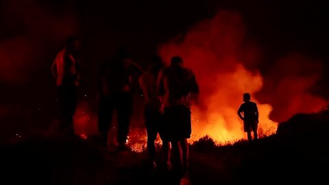 Greek firefighters battle to keep wildfire from villages | REUTERS | N-Now ✅