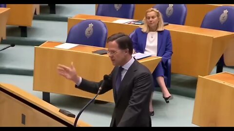 Wilders SLOOPT Rutte & Kaag! Kaag loopt BOOS weg! 'Het is verschrikkelijk!'