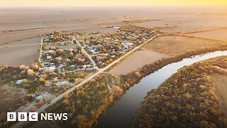 The border town that 'forgot' it was part of the US - BBC News