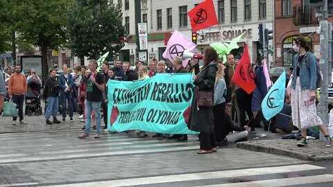 Extinction rebellion gillar inte besök av vakna aktivister