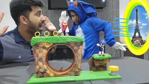 Evana and Brother PLAY SONIC THE HEDGEHOG GAME( Green Hill Zone Playset) with KNUCKLES THE ECHIDNA!!
