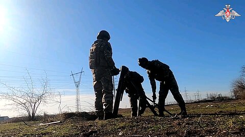 A mortar crew destroyed an enemy observation post on the right bank of the Dnieper