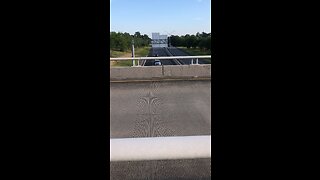 Bridge Traffic Peeper