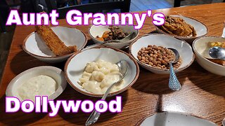 BEST THEME PARK DINING! | Aunt Granny's at Dollywood