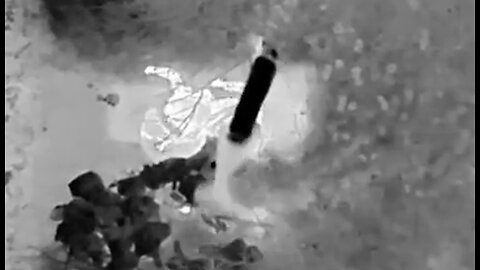 Russian Drones Bomb Ukrainian Soldiers During The Night Via Thermal Imaging