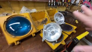 Fixing An Old Traffic Signal Light - Restoration Project