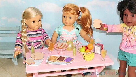 Happy Playing with Baby Dolls! Baby Born Baby Annabell Birthday Party, Feeding, Bedtime