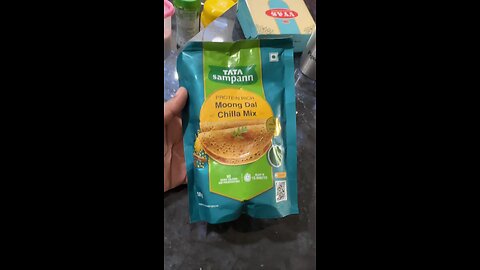 Trying Out Indian Instant Breakfast- Tata Sampann Moong Dal Chilla Mix #shorts #instantfood #review.