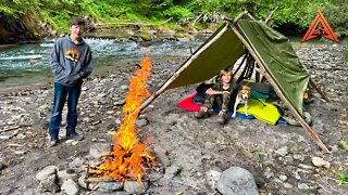 Building and Camping in Primitive Bushcraft Shelter With the Boys