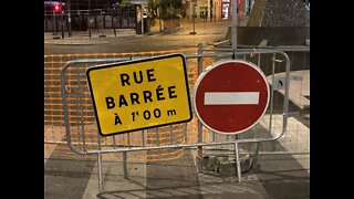 "Rue Barrée" by Robert W. Chambers