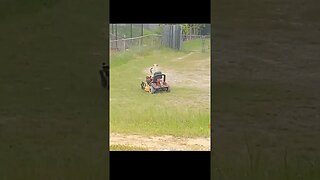 Dog 🐶 Drove a Tractor #dog #tractor #shorts #funny #funnyvideo #lmao #funnyshorts #scary #funnymemes