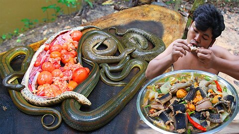 EXOTIC INDONESIA STREET FOOD SNAKE #indonesia