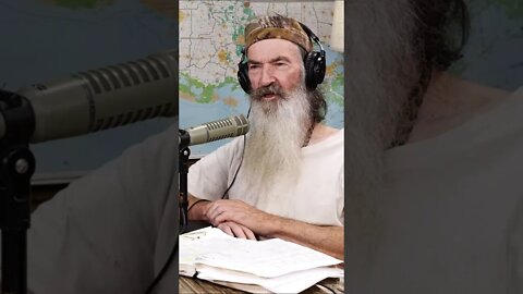 Phil Robertson Gets Called 'Unhinged'