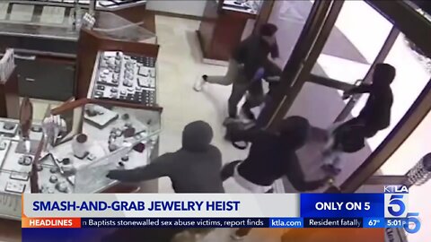 HUNTINGTON BEACH | Jewelry store employees repel smash-and-grab attempt