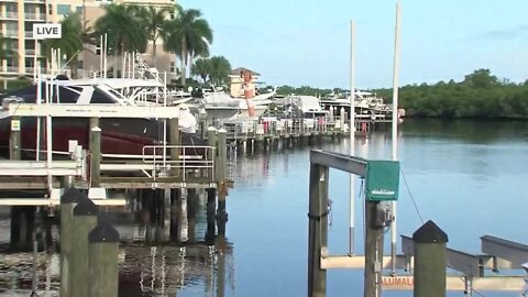 U.S. Coast Guard Auxiliary hosts boating safety class in Naples