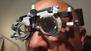 SOUTH AFRICA - Cape Town - Assessing risks for Glaucoma (Video) (69p)