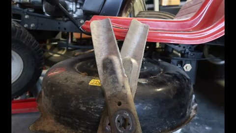 How to replace lawn mower blades - EASY and QUICK