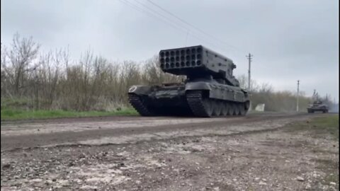 Russian heavy flamethrower systems "Solntsepyok" are driving across Ukraine to burn down enemy defenses