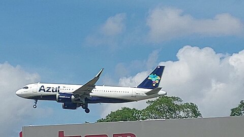 Airbus A320NEO PR-YRU vindo de Campinas para Manaus