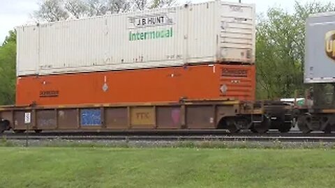 CSX I009 Intermodal Double-Stack Train From Berea, Ohio May 6, 2023
