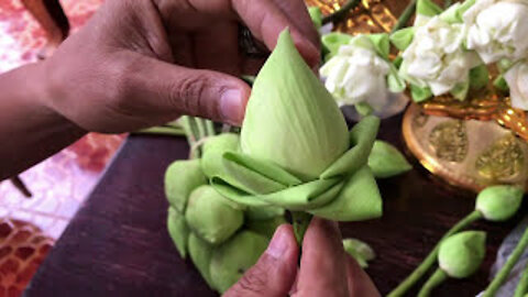 How to fold lotus flower petals