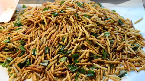 "High Protein Content" Insects Set To Crawl Onto The Plates Of Europeans. EU Rules Mealworms Safe!!!