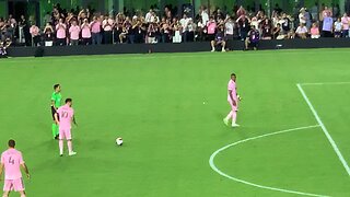 Lionel Messi scores the winning goal in overtime in his debut game for Inter-Miami