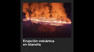 Erupción volcánica tras cientos de terremotos en Reykjaness, Islandia