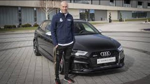 Real Madrid receive new AUDI cars