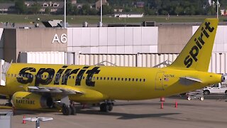 Cancelations by two airlines cause long lines of frustrated customers at Cleveland airport