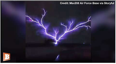 SHOCKING! Air Force Pilots Witness Electrostatic Display as They Evacuate from Hurricane Idalia