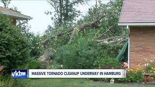 Massive cleanup in Hamburg after tornado