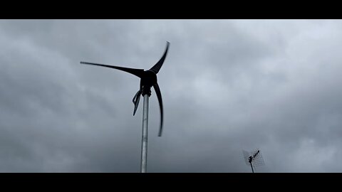 500 watt wind turbine running on front of caravan
