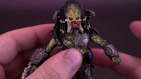 Hiya Toys Alien Vs Predator Requiem Unmasked Wolf Predator Exquisite Mini @The Review Spot