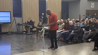 School board stops drag queen fundraiser