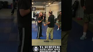 Angles in a fight #selfdefense #kravmaga #jamiearute #martialarts #mma #boxing #fight