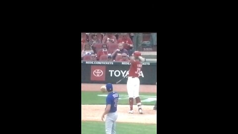 Baseball matrix glitch caught on LIVE TV