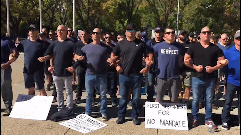 Calgary firefighters protesting against mandatory "vaccinations"