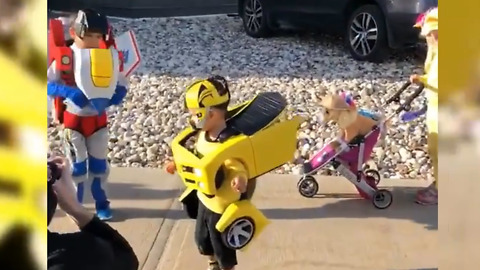 These Kids' Costumes Can Successfully Modify Into Transformers